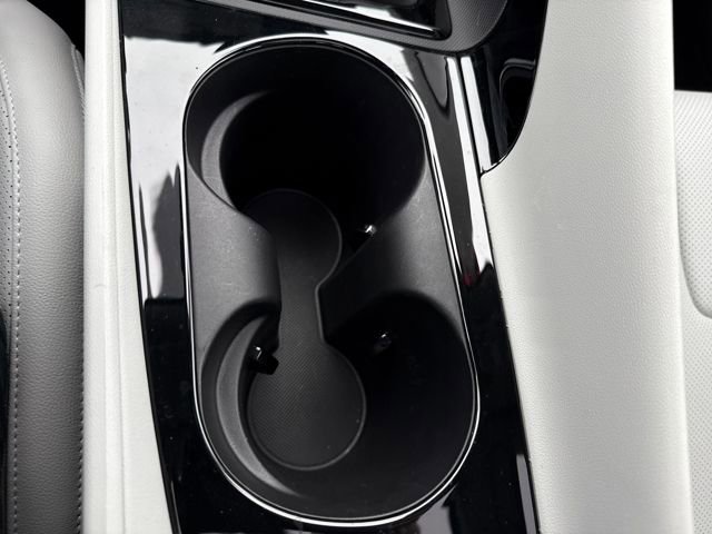 Certified 2025 Hyundai Elantra Limited image 42