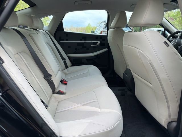 Certified 2025 Hyundai Sonata SEL AWD/4WD image 11
