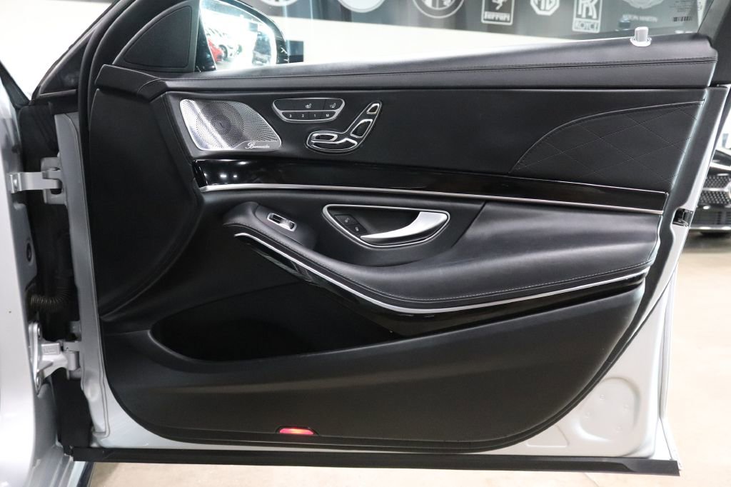 Used 2020 Mercedes-Benz S 63 AMG 4MATIC Sedan image 29