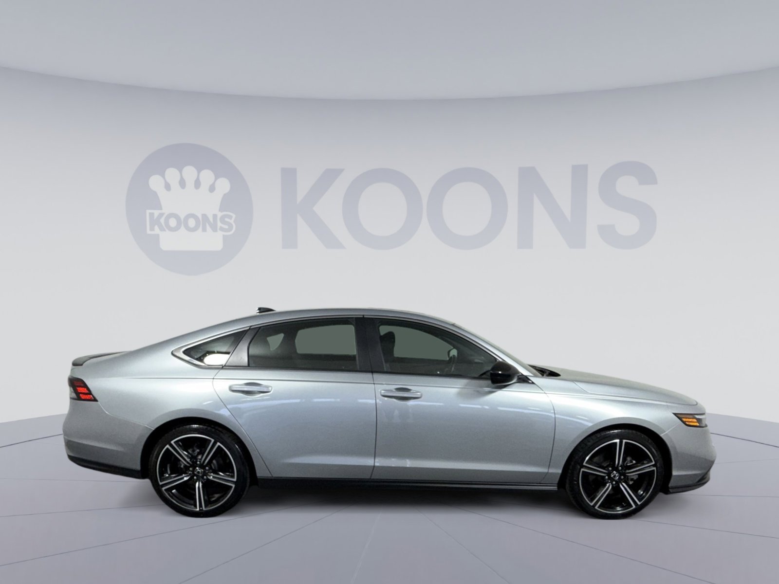 Used 2024 Honda Accord Sport image 8