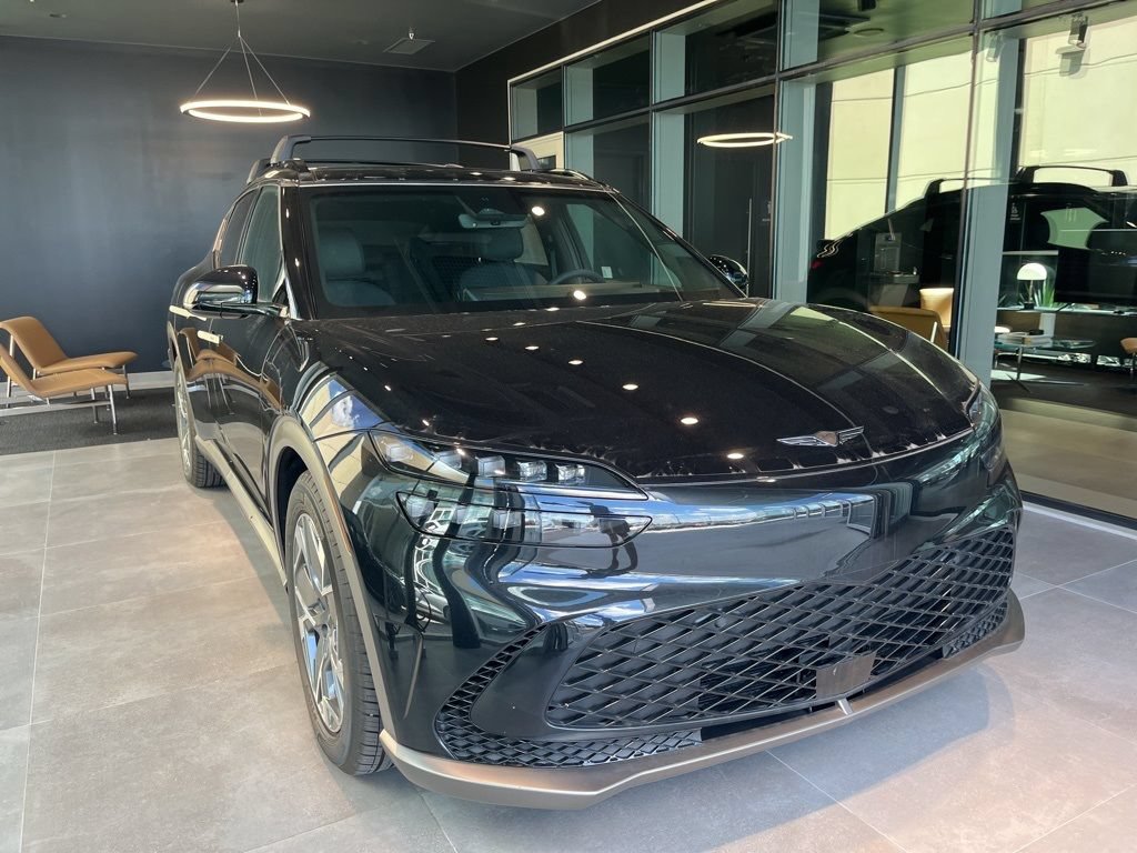 New 2024 Genesis GV60 RWD image 2