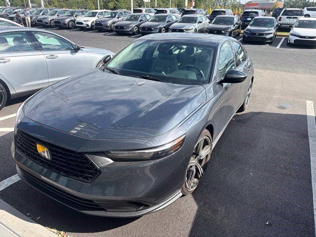 Used 2026 Honda Accord SE image 3