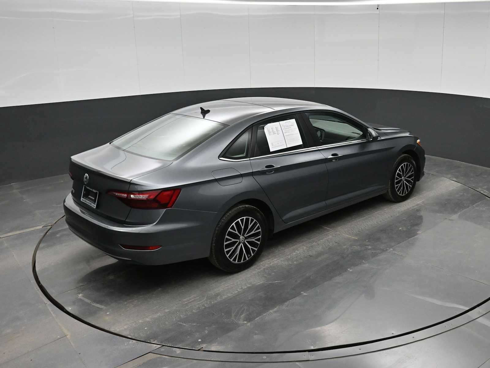Used 2021 Volkswagen Jetta SE FWD image 31