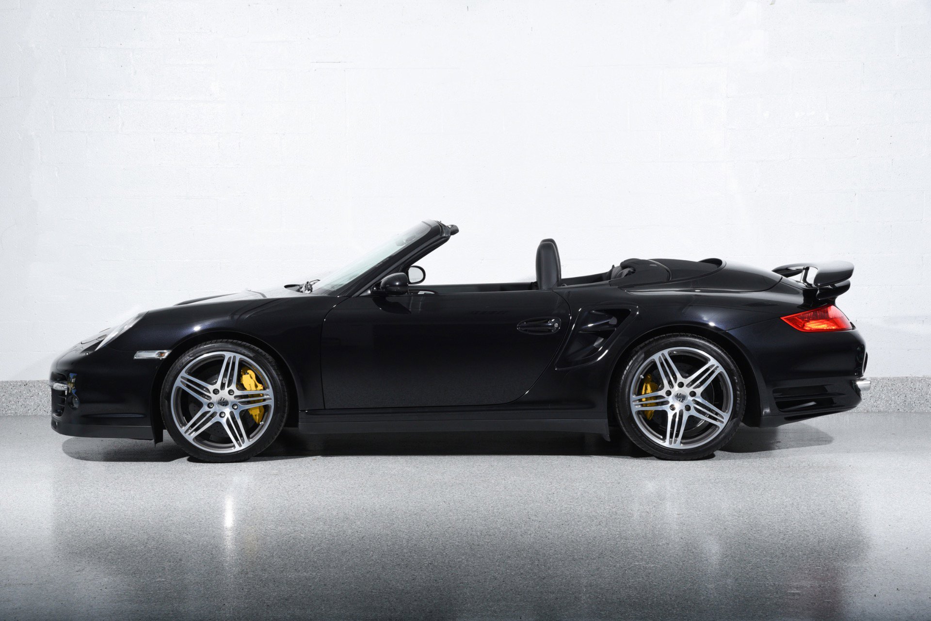 Used 2008 Porsche 911 Turbo AWD/4WD image 14