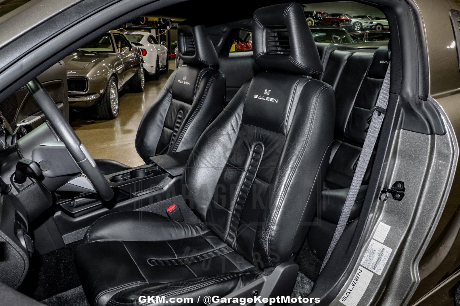 Used 2005 Ford Mustang GT image 98