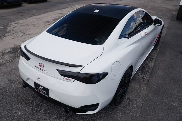 Used 2018 INFINITI Q60 3.0t Sport w/ Sensory Package 3.0T Sport AWD/4WD image 14