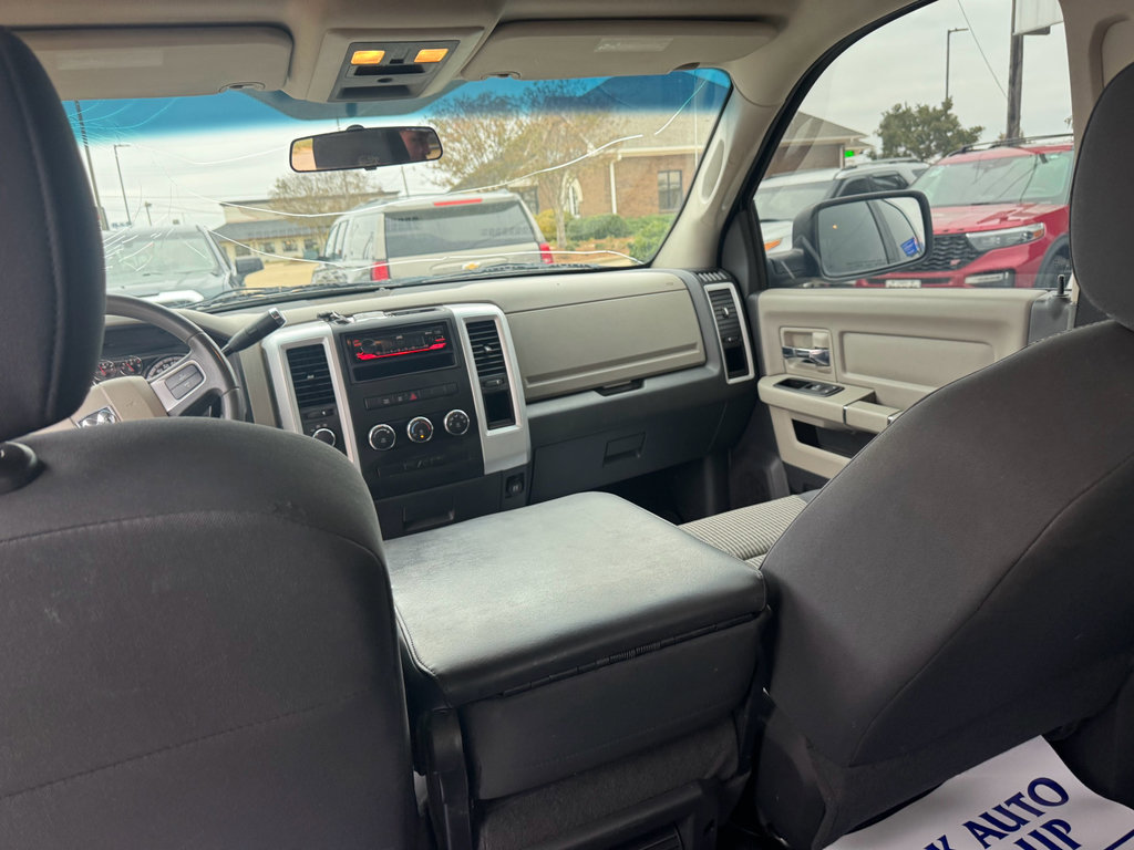 Used 2009 Dodge Ram 1500 Truck SLT image 16