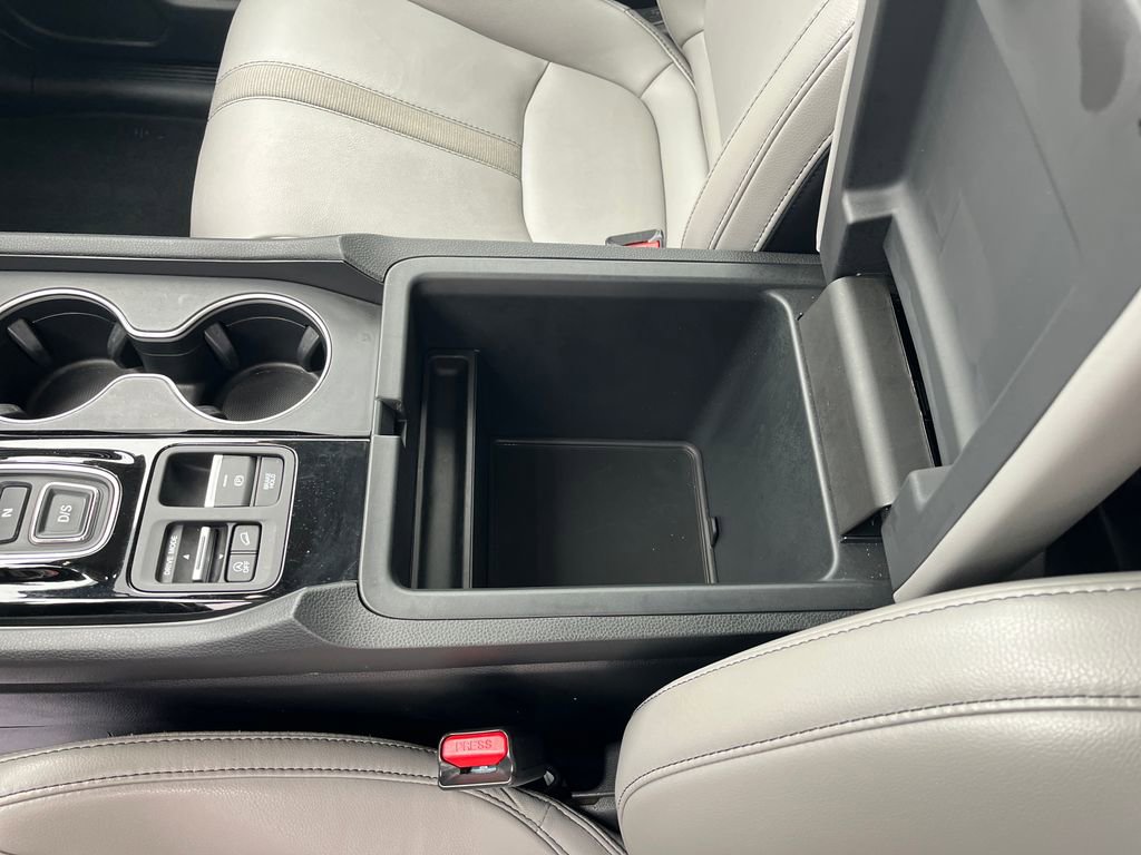 Used 2025 Honda Pilot Touring image 27