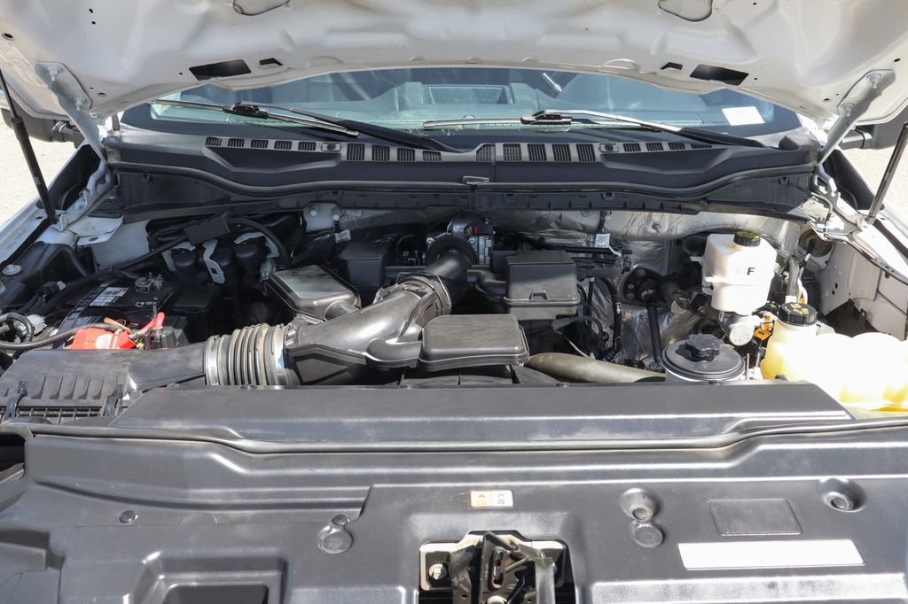 Used 2022 Ford F350 XL w/ Power Equipment Group RWD image 12