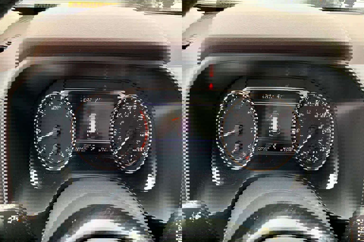 Used 2023 Nissan Rogue SL FWD image 25