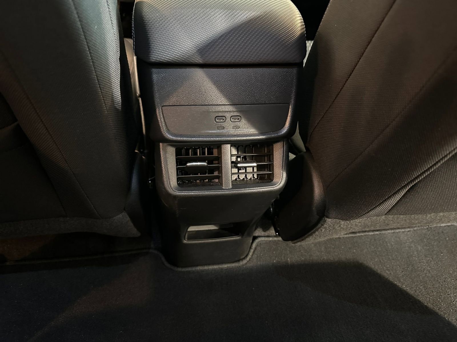 Used 2025 Chevrolet Equinox LT FWD image 23