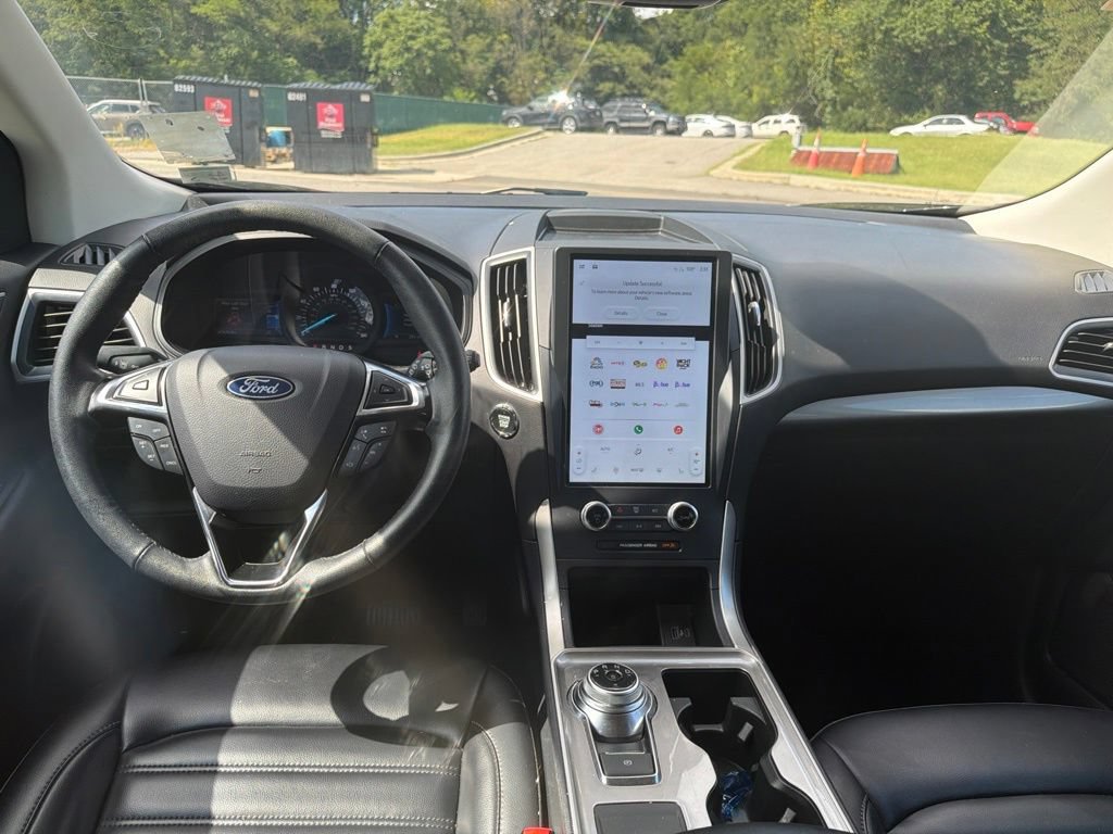 Used 2024 Ford Edge SEL AWD/4WD image 48