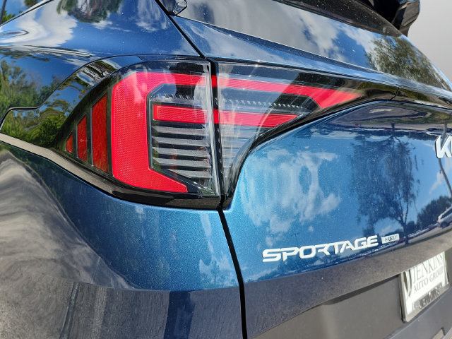 New 2027 Kia Sportage S FWD image 14
