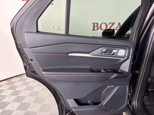 Used 2026 Ford Explorer ST w/ Sun And Sound Package AWD/4WD image 34