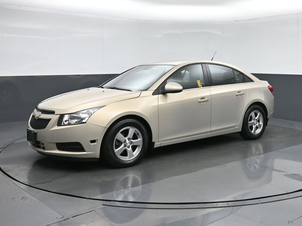 Used 2012 Chevrolet Cruze LT image 3