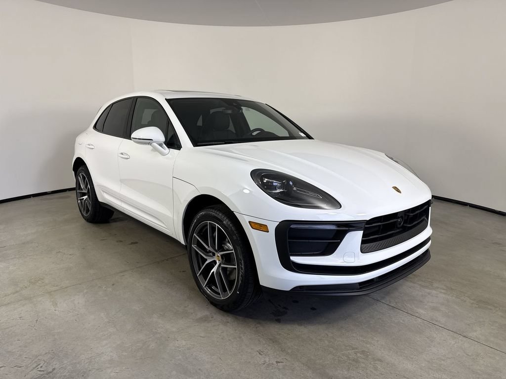 New 2026 Porsche Macan AWD/4WD image 9