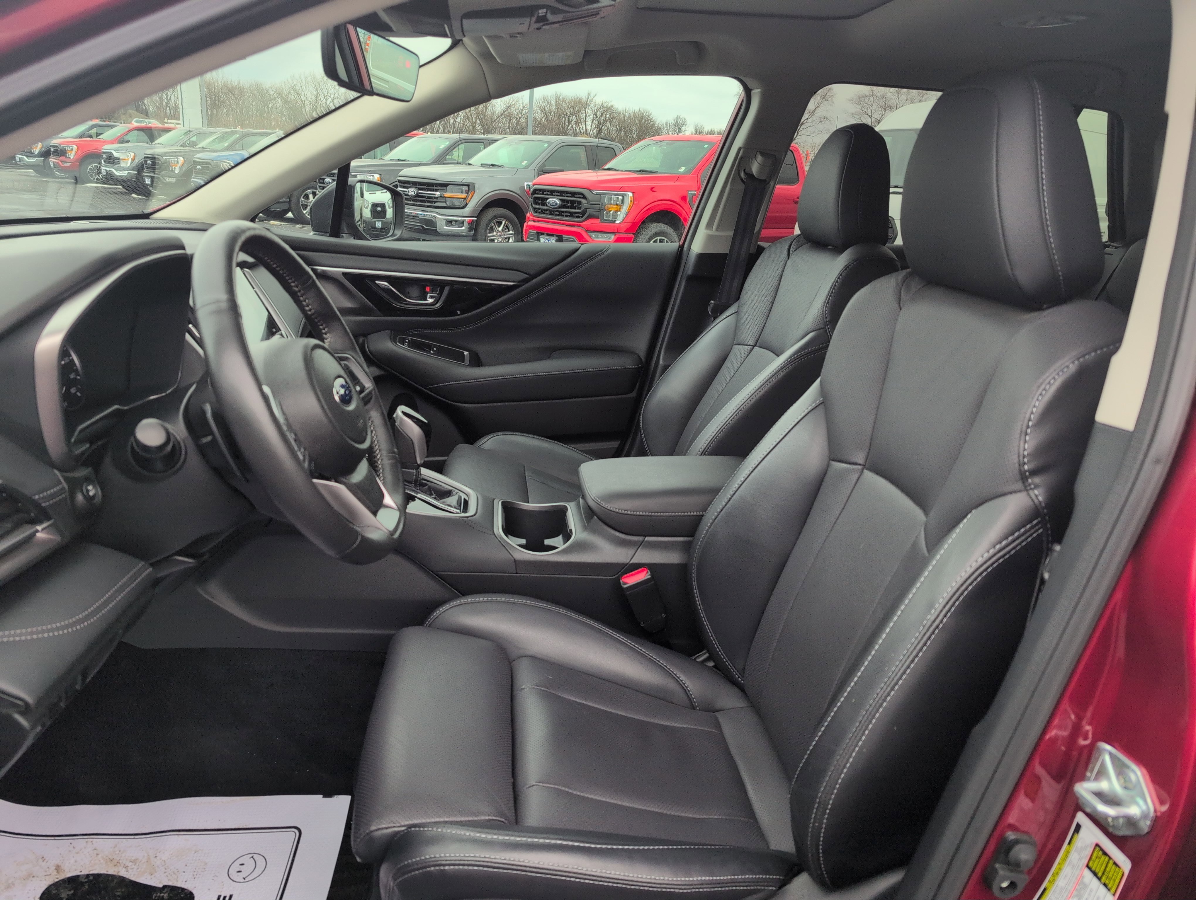 Used 2025 Subaru Outback Limited image 17