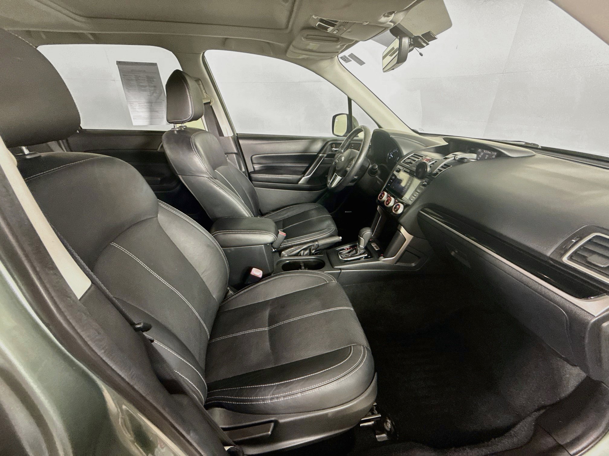 Used 2017 Subaru Forester 2.5i Touring AWD/4WD image 35