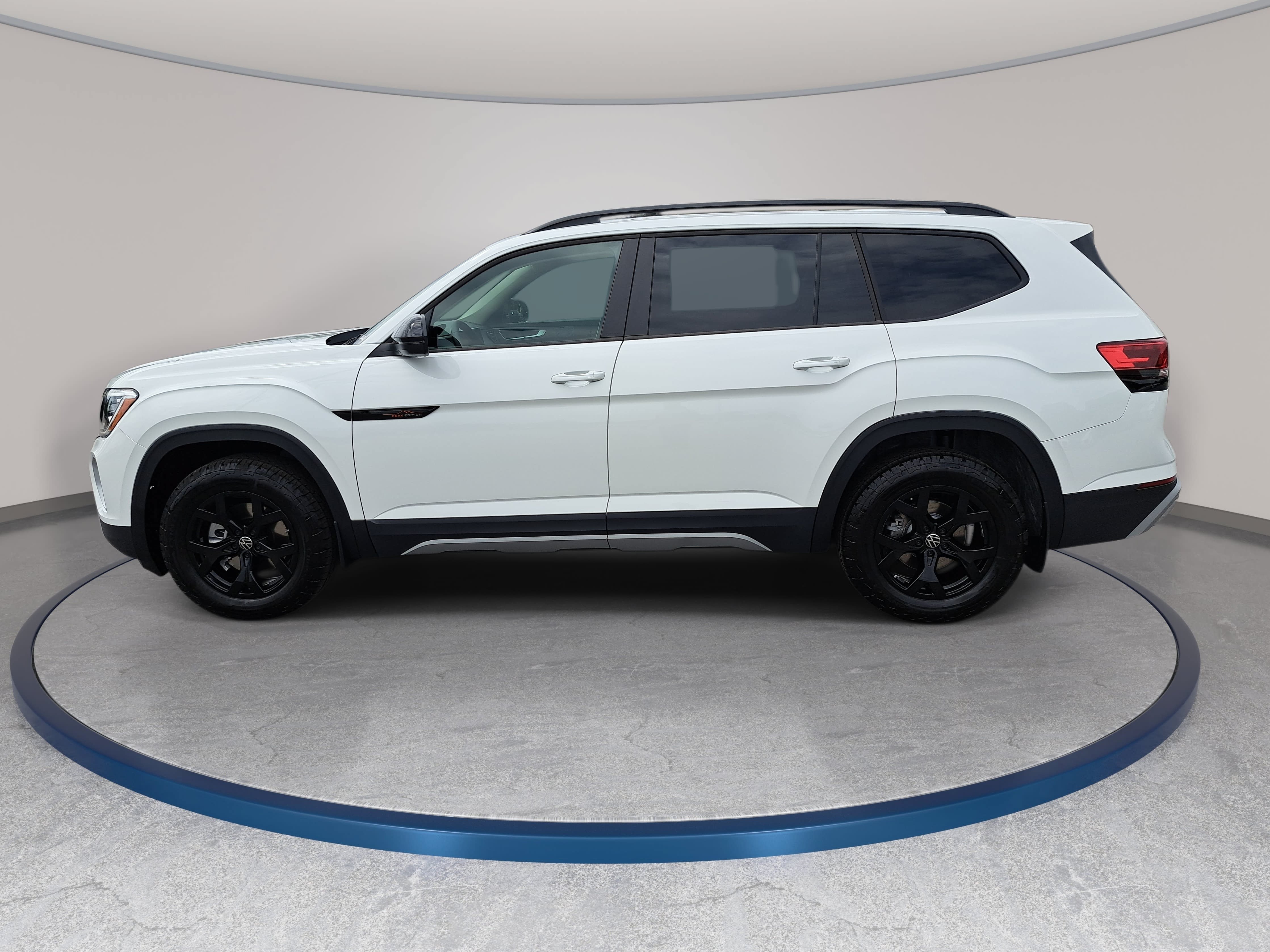 New 2026 Volkswagen Atlas Peak Edition AWD/4WD image 8
