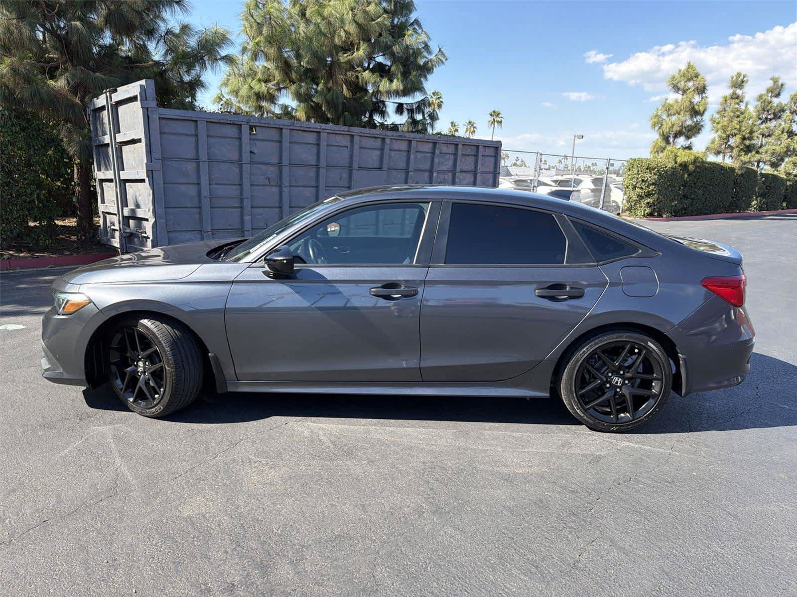 Used 2022 Honda Civic Sport image 3