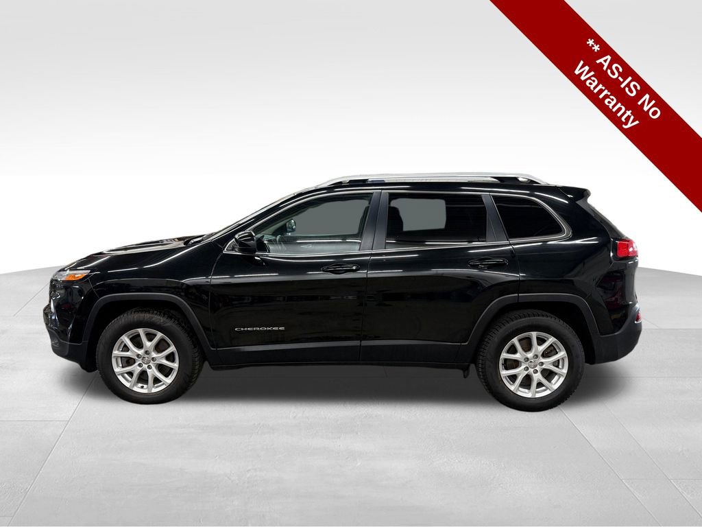 Used 2017 Jeep Cherokee Latitude w/ Cold Weather Group AWD/4WD image 2