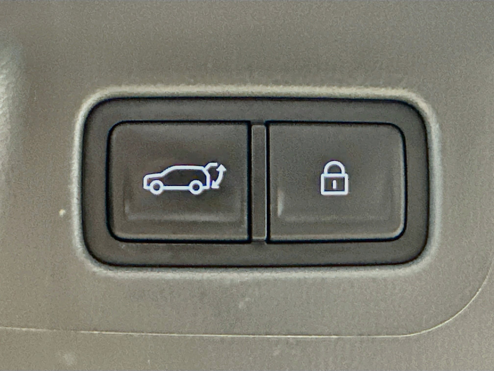 Used 2025 Hyundai Santa Fe SEL AWD/4WD image 28