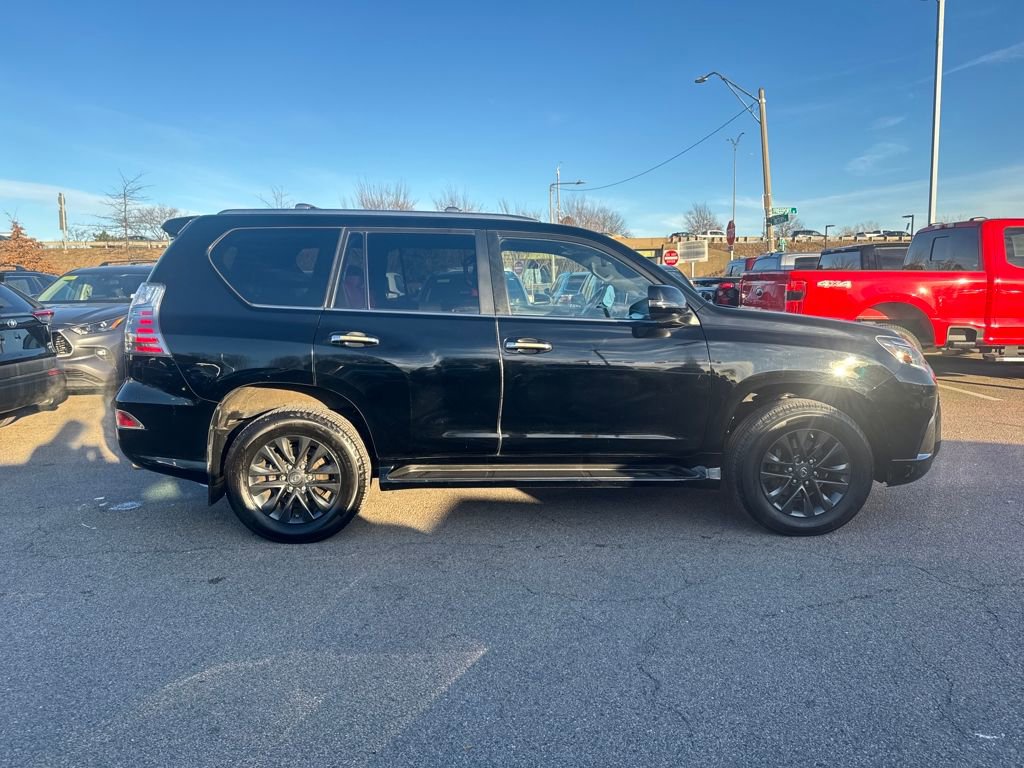 Used 2023 Lexus GX 460 Premium image 11