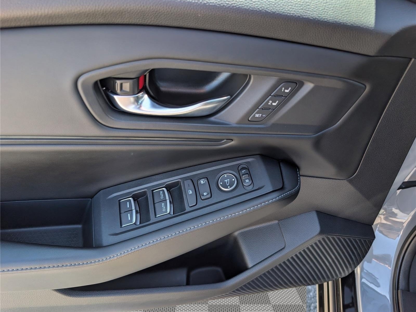 Used 2023 Honda Accord Sport image 18
