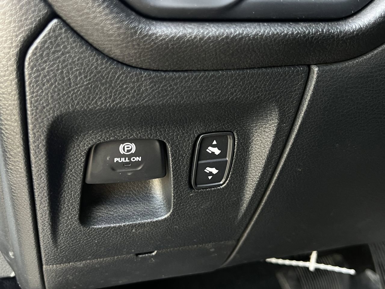 Used 2023 RAM 1500 Laramie image 17