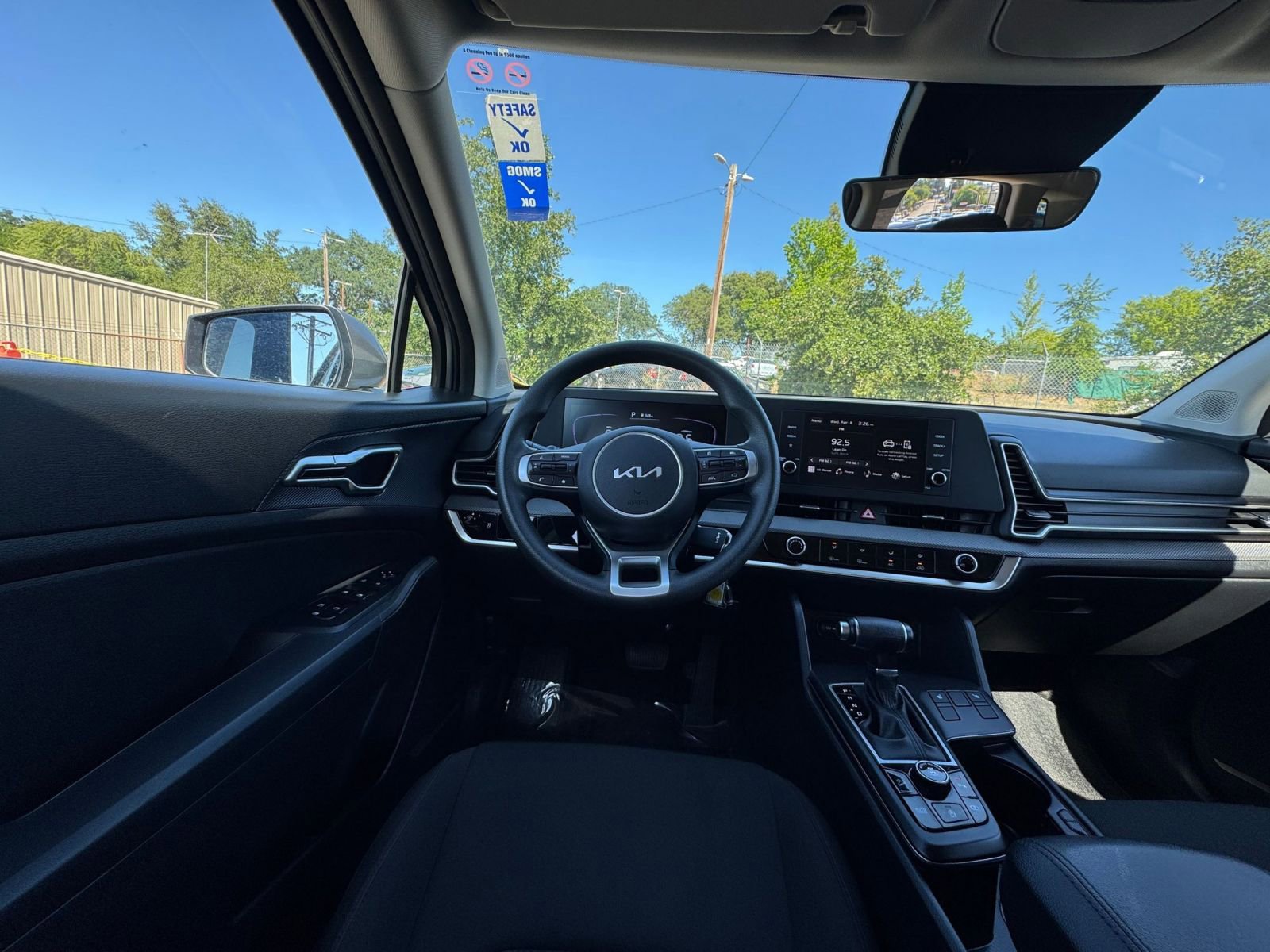 Used 2025 Kia Sportage LX image 33