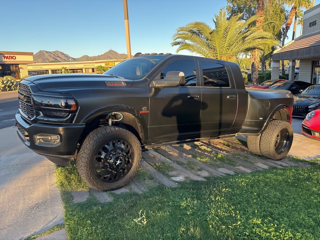 Used 2022 RAM 3500 Limited image 8