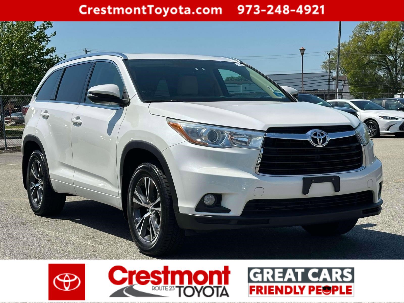 Used 2016 Toyota Highlander XLE AWD/4WD image 2