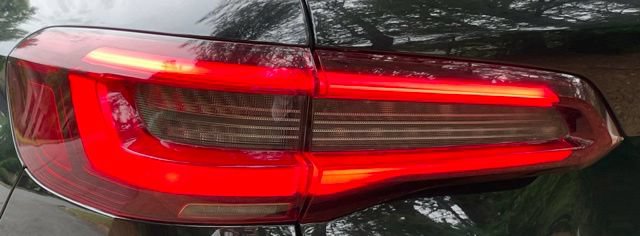 Used 2022 BMW X5 sDrive40i w/ Premium Package RWD image 8