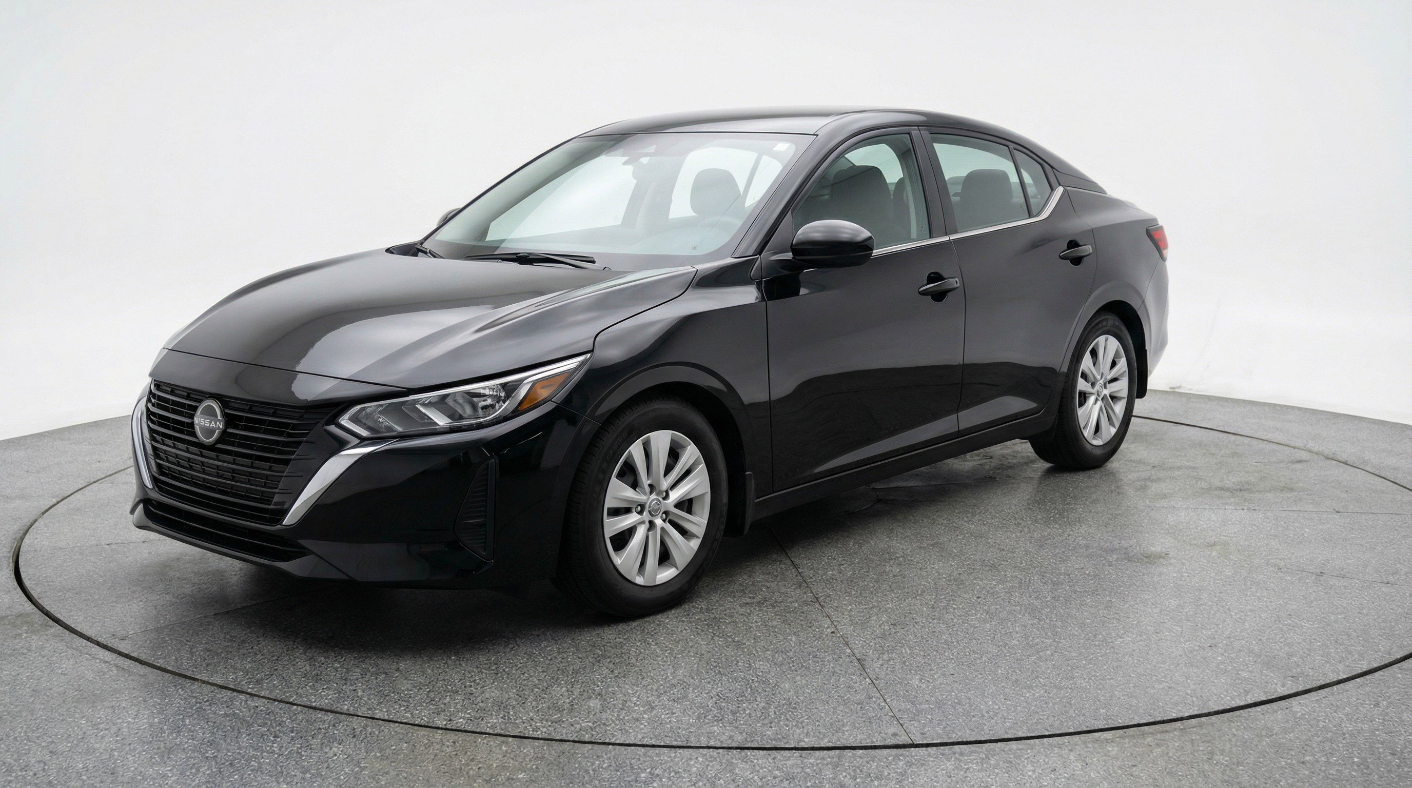 Used 2025 Nissan Sentra S image 3