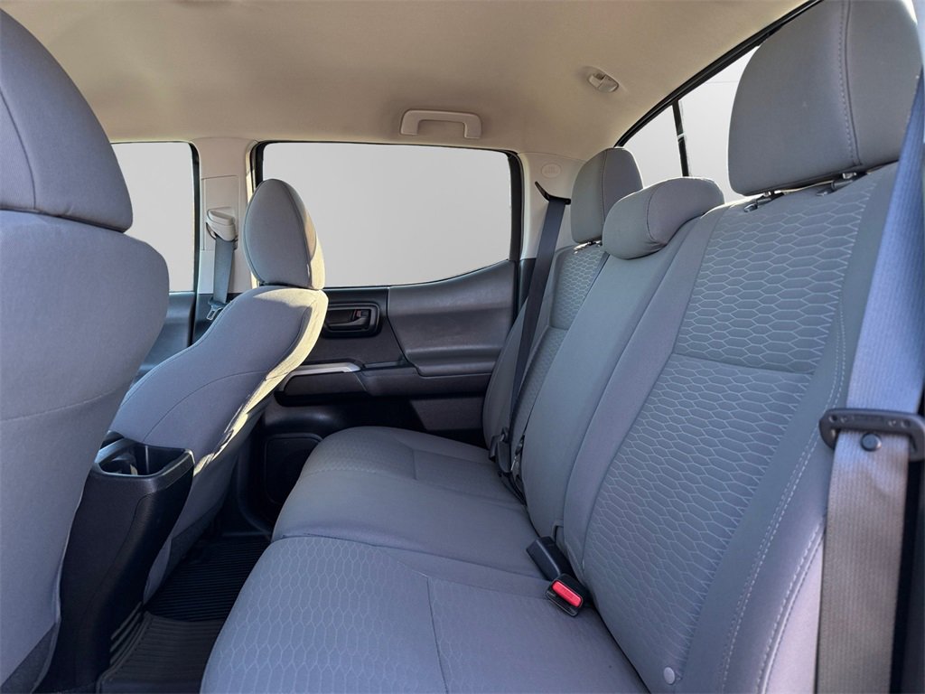 Used 2017 Toyota Tacoma SR5 image 13