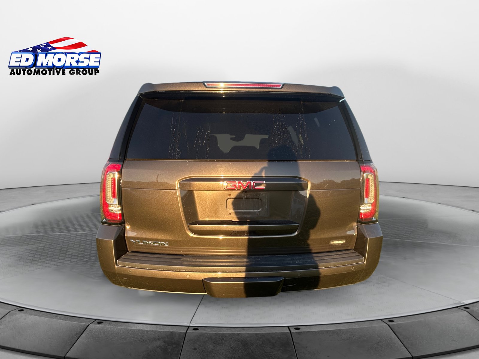 Used 2019 GMC Yukon SLT w/ Open Road Package AWD/4WD image 4