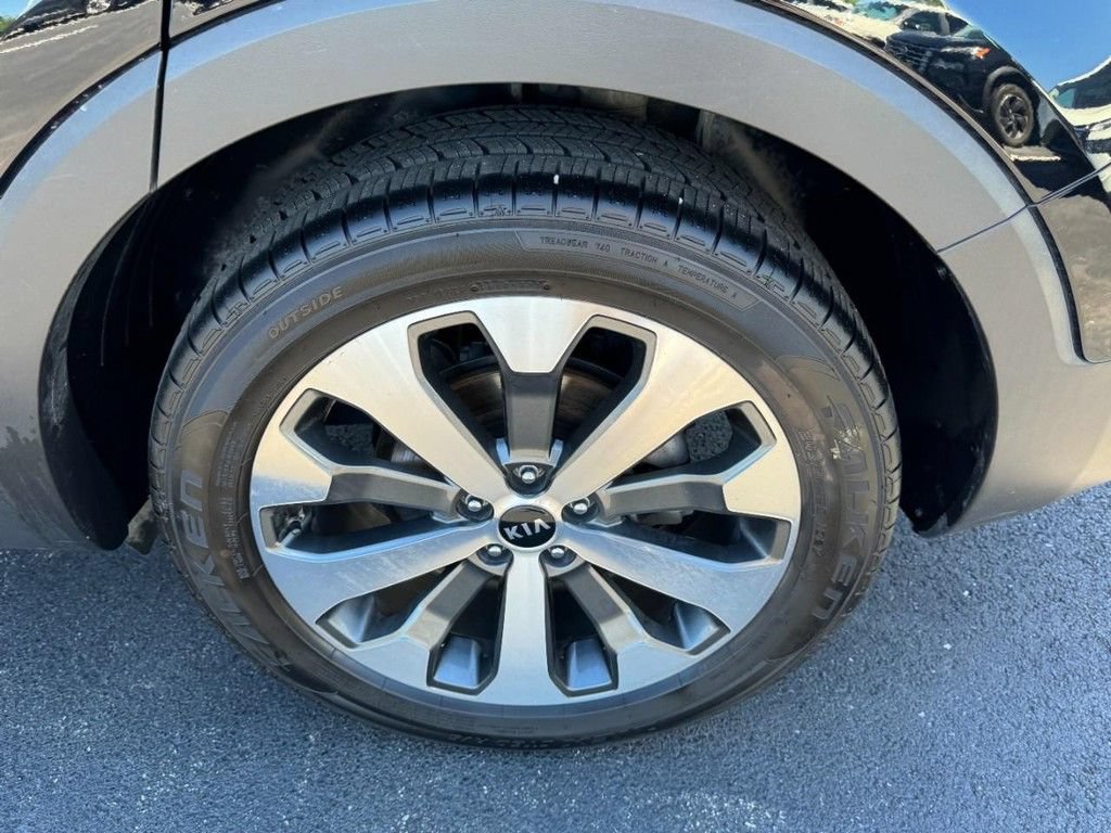 Used 2020 Kia Telluride S w/ S 8 Passenger Seating Package AWD/4WD image 7