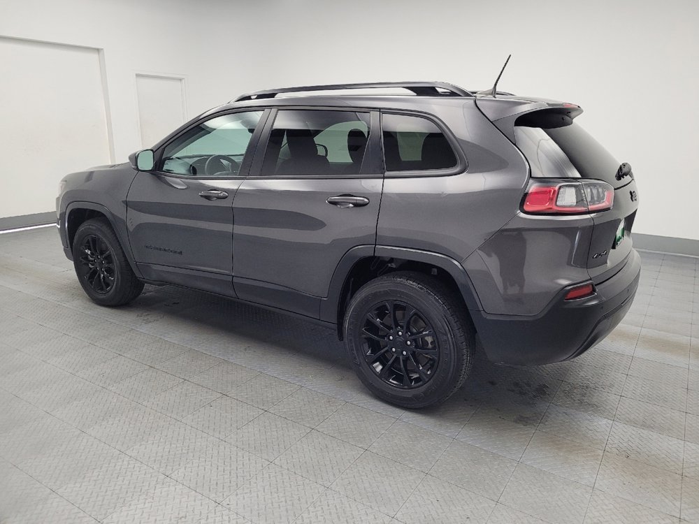 Used 2023 Jeep Cherokee Altitude Lux image 3