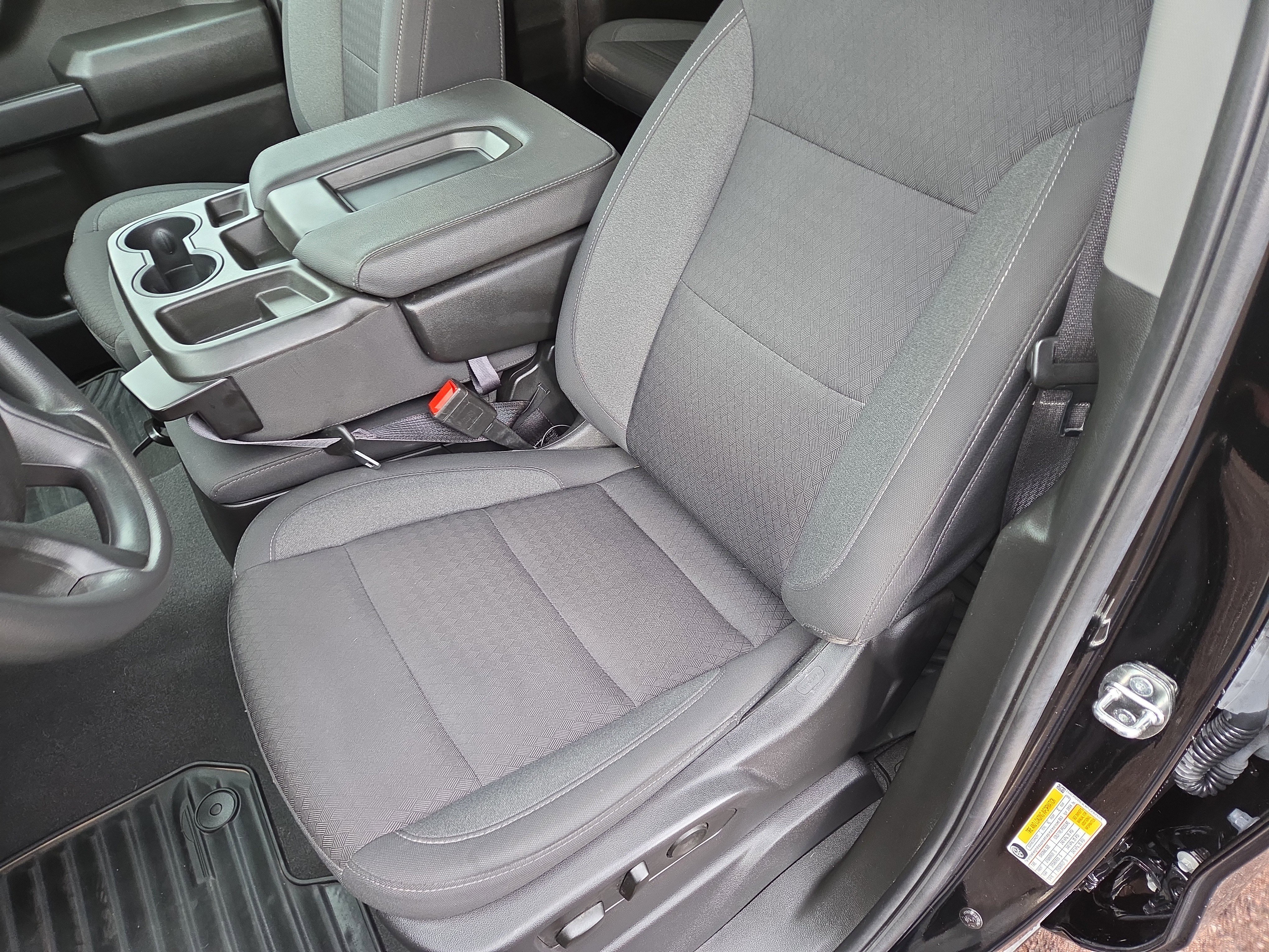 Used 2023 Chevrolet Silverado 1500 Custom image 13