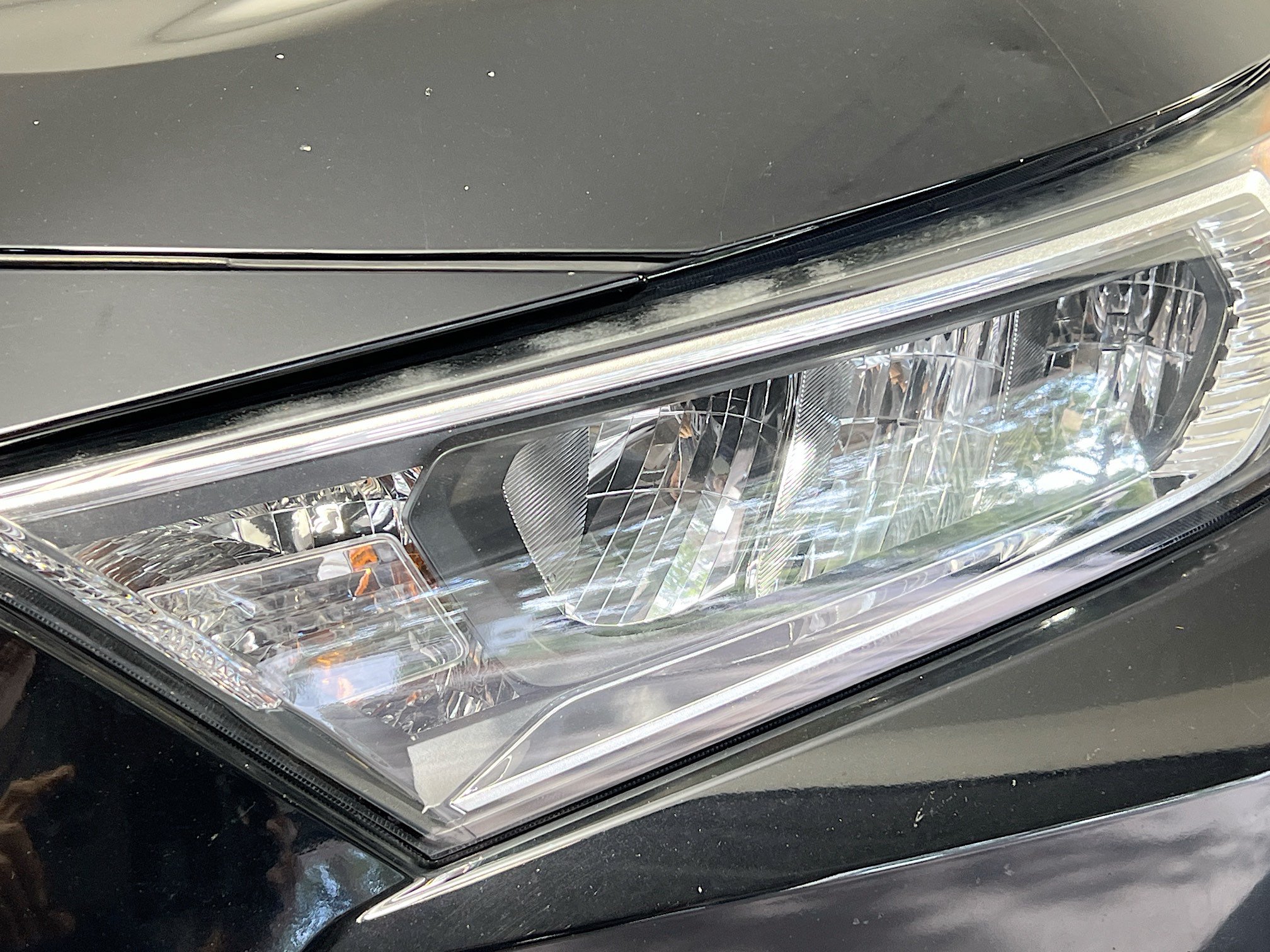 Used 2021 Toyota RAV4 XLE w/ Convenience Package FWD image 12
