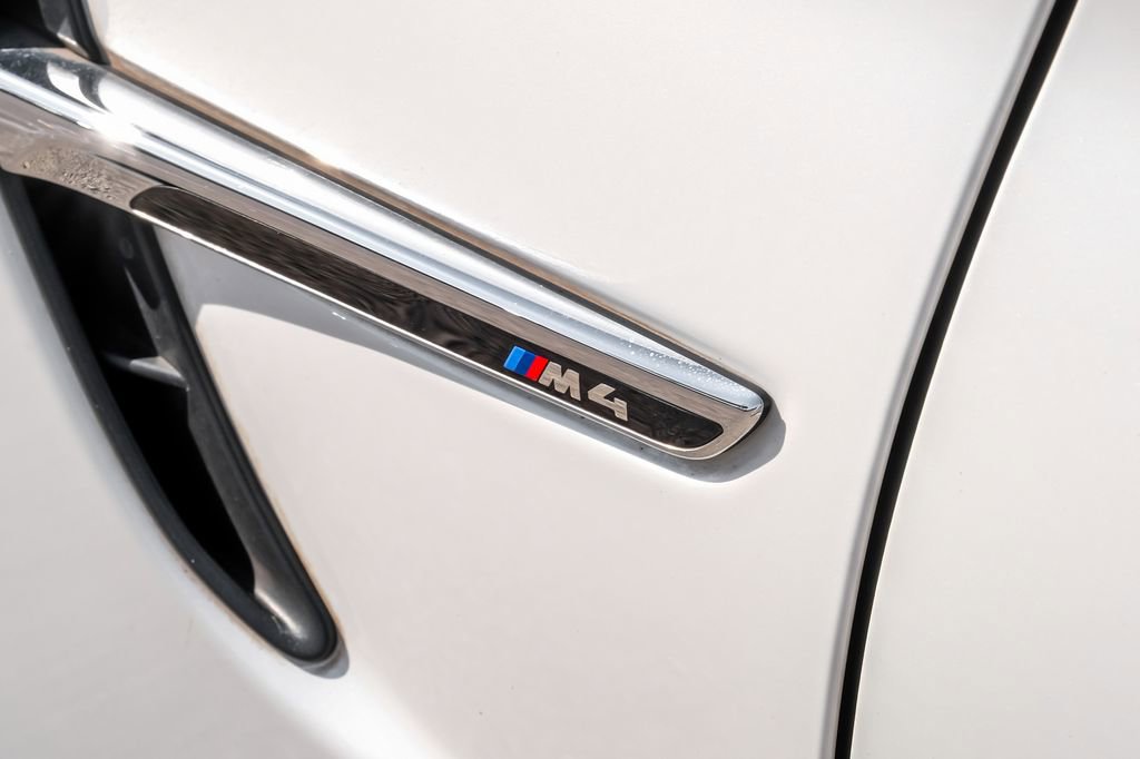 Used 2018 BMW M4 Convertible image 56