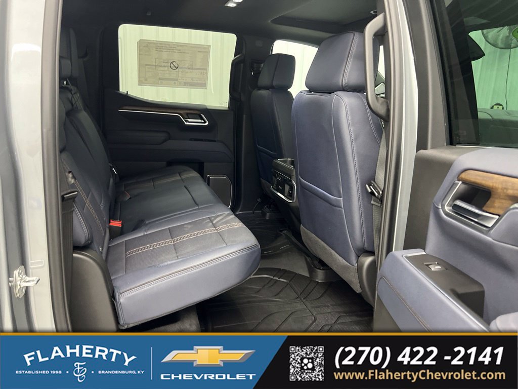 New 2026 Chevrolet Silverado 1500 High Country w/ High Country Premium Package AWD/4WD image 6