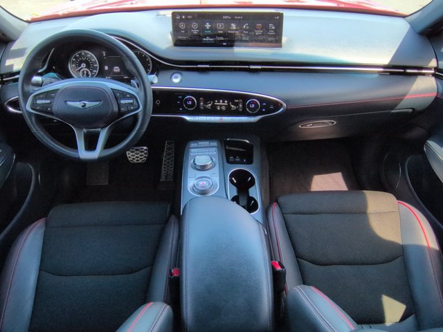 Used 2025 Genesis GV70 3.5T Sport AWD/4WD image 15