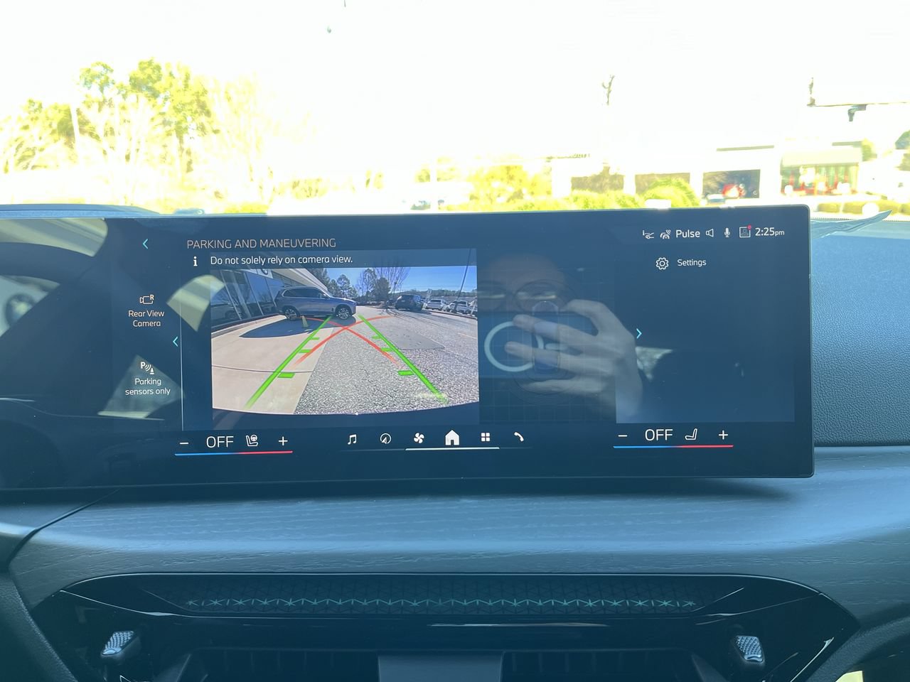 Used 2026 BMW i4 eDrive40 w/ Premium Package RWD image 25