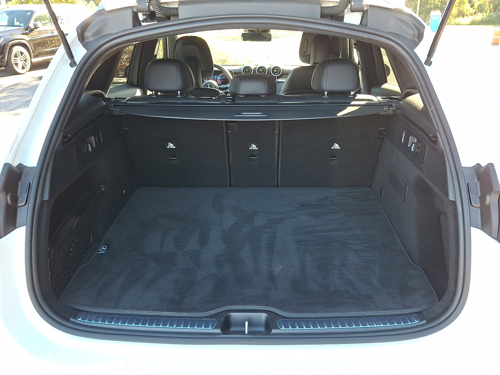 Certified 2025 Mercedes-Benz GLC 300 4MATIC image 27