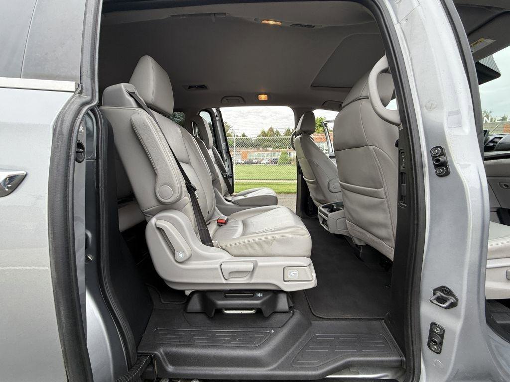 Used 2018 Honda Odyssey EX-L image 22