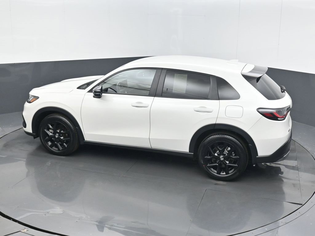 Certified 2024 Honda HR-V Sport image 15