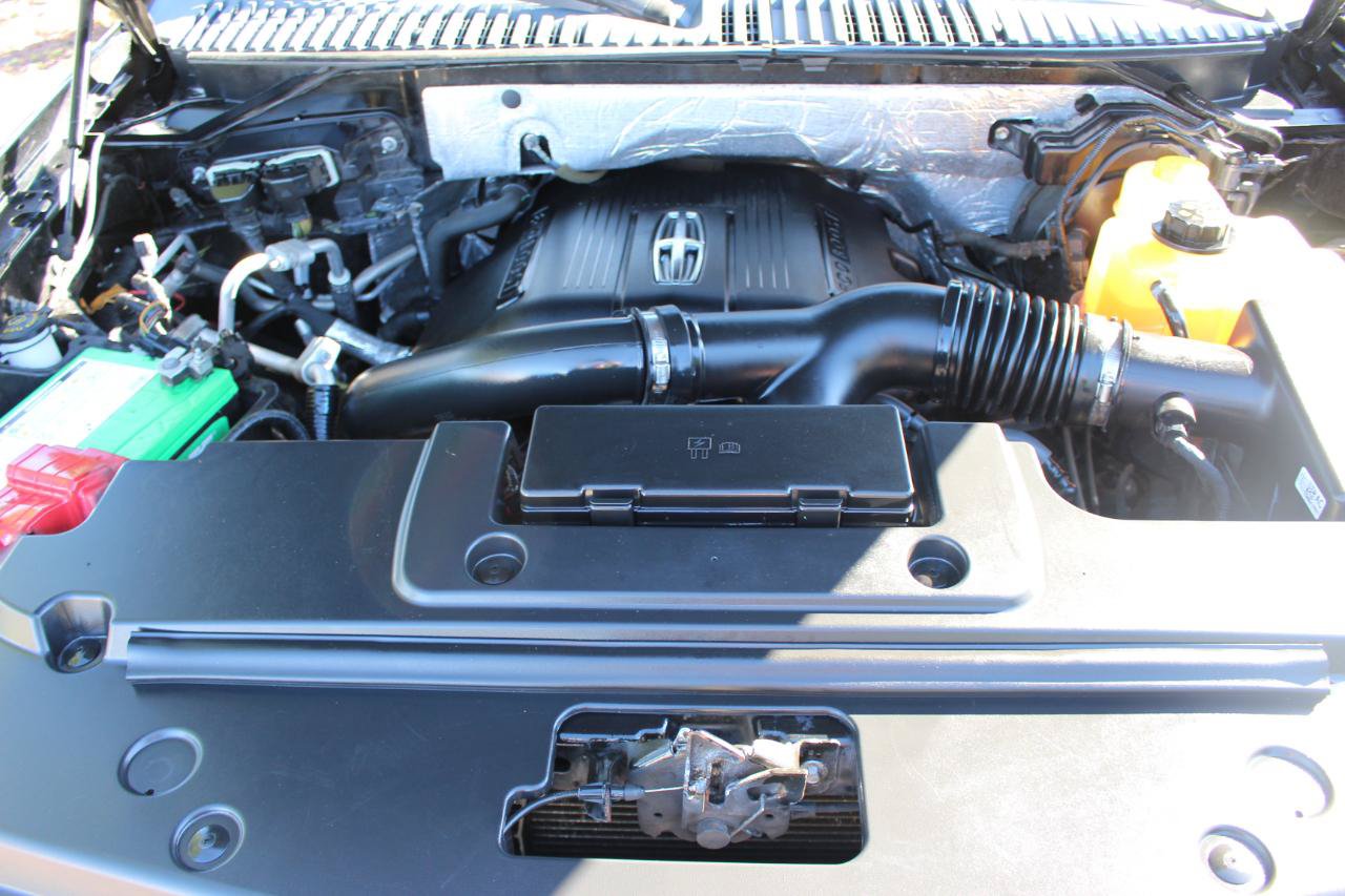 Used 2016 Lincoln Navigator L Select AWD/4WD image 51