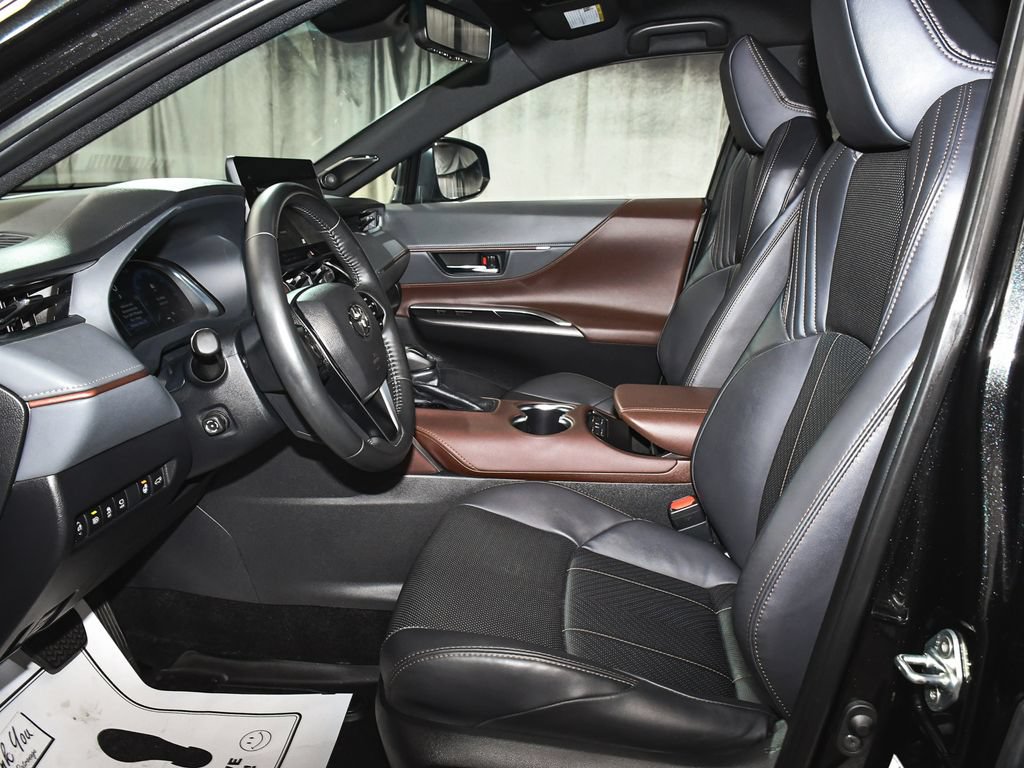 Used 2023 Toyota Venza Limited AWD/4WD image 45