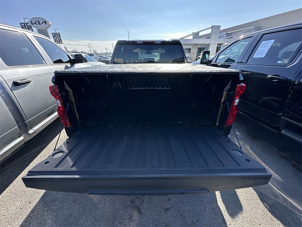 Used 2024 Chevrolet Silverado 1500 Custom w/ Turbomax Blackout Package image 14